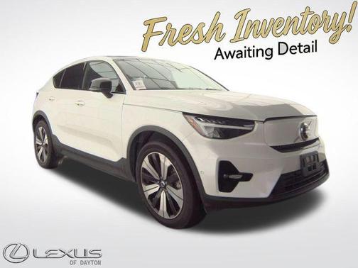 Crystal White Metallic 2023 Volvo C40 Recharge Pure Electric Twin Plus