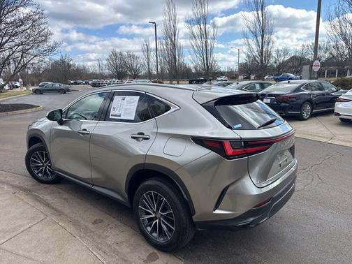2022 Lexus NX 350h Premium
