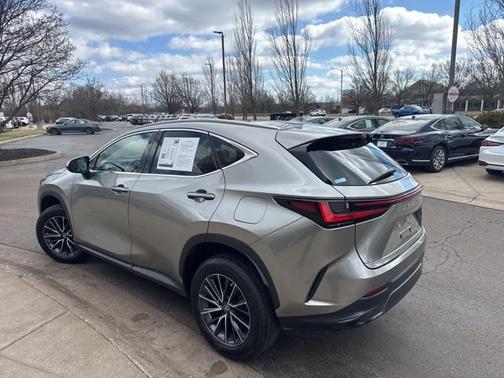 2022 Lexus NX 350h Premium