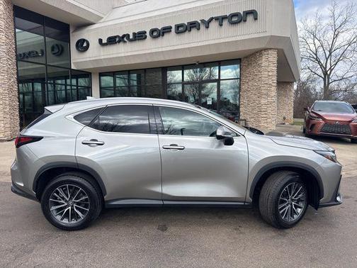 2022 Lexus NX 350h Premium