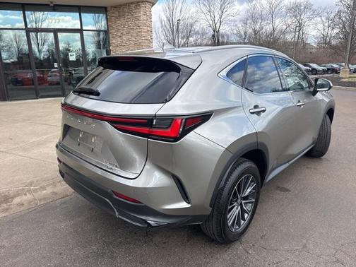2022 Lexus NX 350h Premium