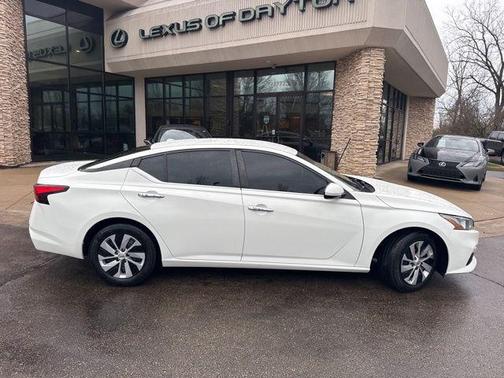 Glacier White 2020 Nissan Altima S FWD