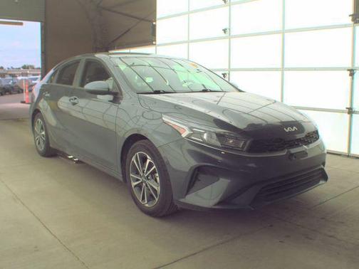 Gravity Gray 2024 Kia Forte LXS