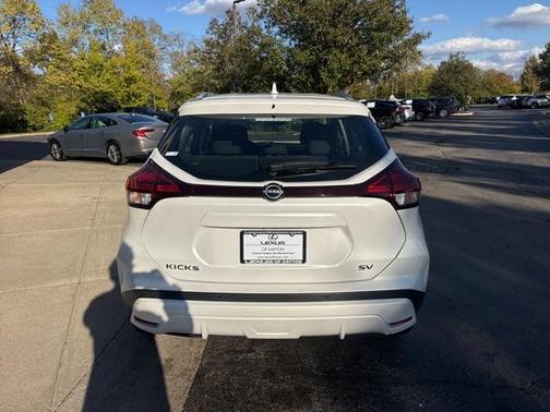 2023 Nissan Kicks SV