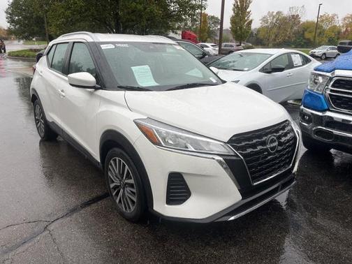 2023 Nissan Kicks SV