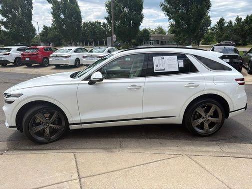 Alta White 2025 Genesis GV70 3.5T AWD Sport