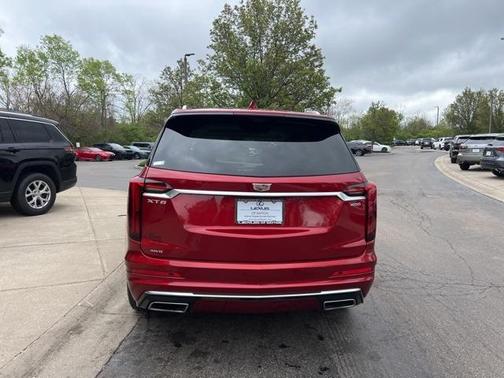 2022 Cadillac XT6 Premium Luxury AWD
