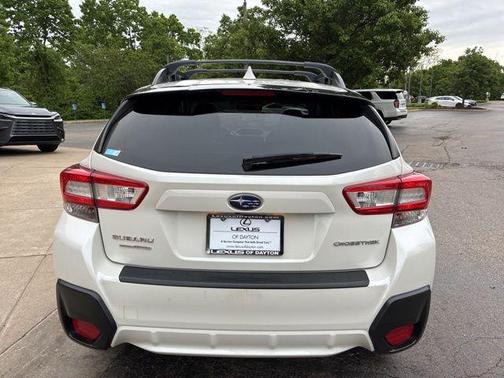 Crystal White Pearl 2019 Subaru Crosstrek 2.0i Premium
