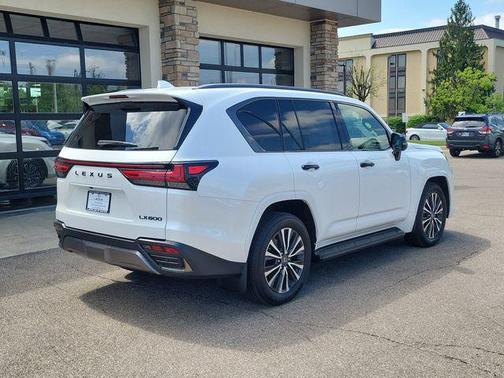 Eminent White Pearl 2026 Lexus LX 600 Premium