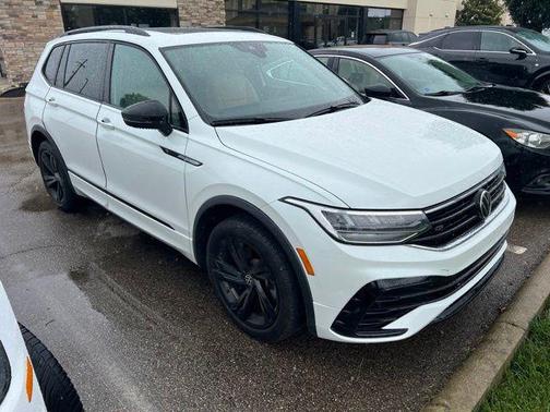 2023 Volkswagen Tiguan 2.0T SE R-Line Black 4MOTION