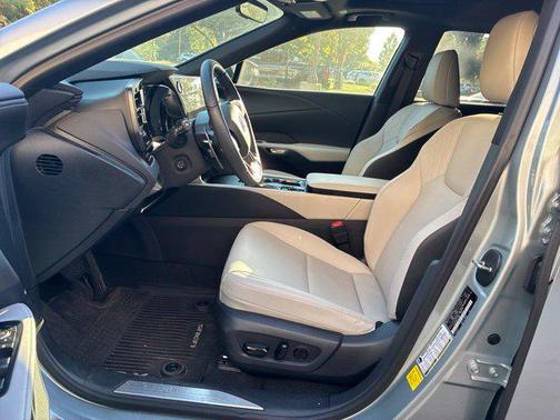 Iridium 2026 Lexus RX 350 Premium