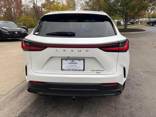 2024 Lexus NX 450h+ Luxury