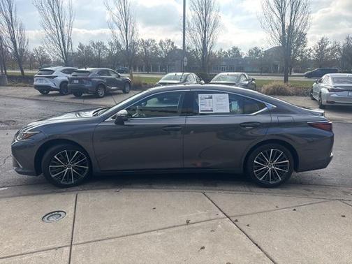 2023 Lexus ES 350 Base