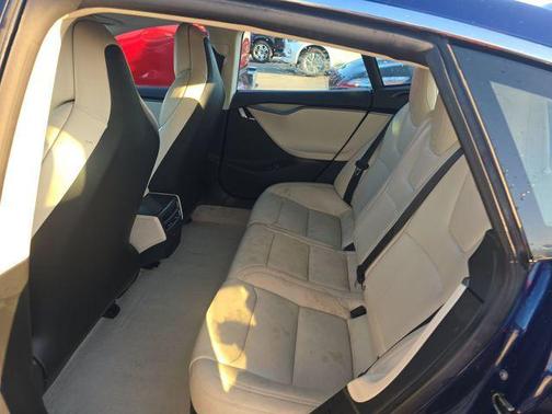 2018 Tesla Model S 75D