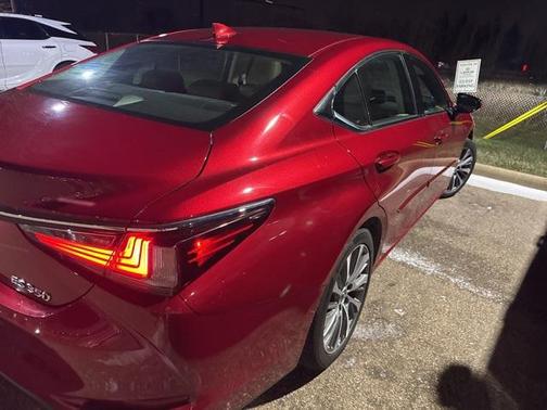 2019 Lexus ES 350 Base