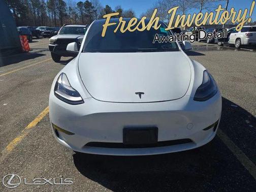 Pearl White Multi-Coat 2022 Tesla Model Y Performance Dual Motor All-Wheel Drive