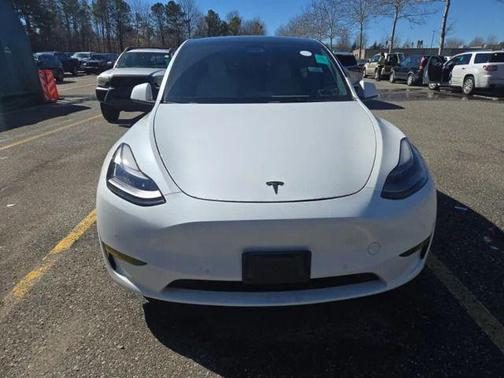 2022 Tesla Model Y Performance Dual Motor All-Wheel Drive