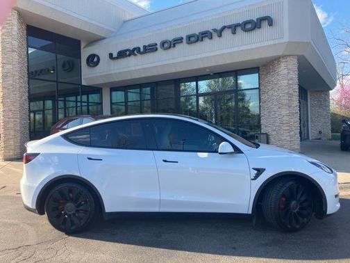 Pearl White Multi-Coat 2022 Tesla Model Y Performance Dual Motor All-Wheel Drive
