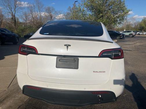 2022 Tesla Model Y Performance Dual Motor All-Wheel Drive