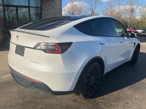 2022 Tesla Model Y Performance Dual Motor All-Wheel Drive