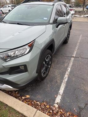 2019 Toyota RAV4 Adventure