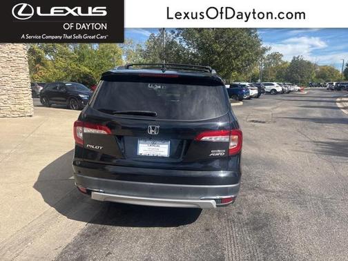 2019 Honda Pilot Touring 8-Passenger