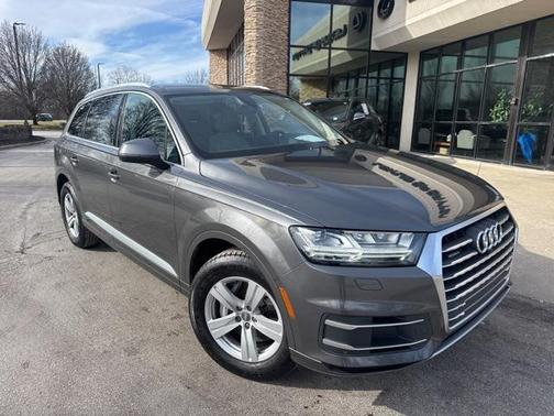 2019 Audi Q7 45 Premium Plus