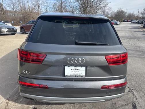 2019 Audi Q7 45 Premium Plus