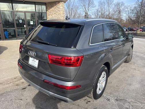 2019 Audi Q7 45 Premium Plus