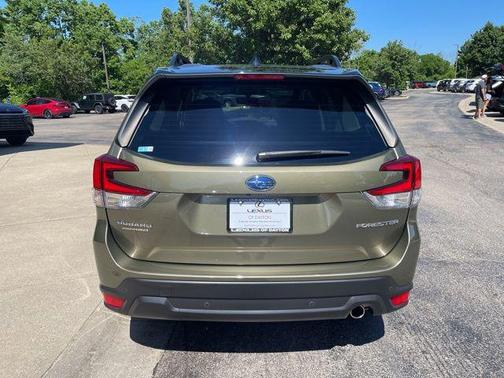 Autumn Green Metallic 2024 Subaru Forester Limited