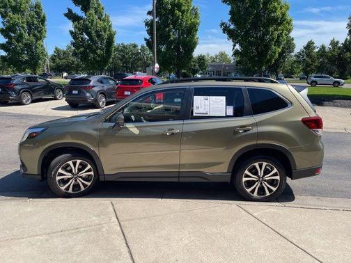 Autumn Green Metallic 2024 Subaru Forester Limited