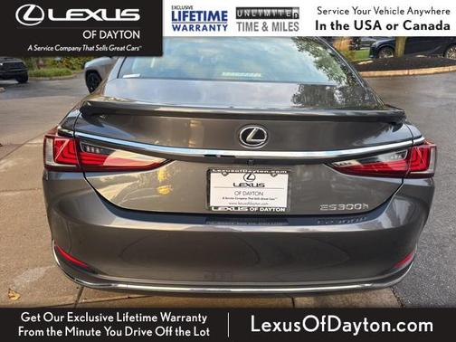 2023 Lexus ES 300h Ultra Luxury