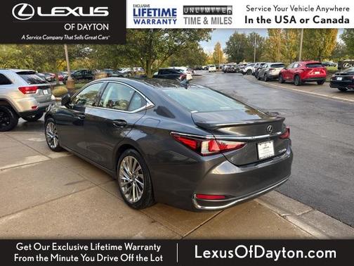 2023 Lexus ES 300h Ultra Luxury