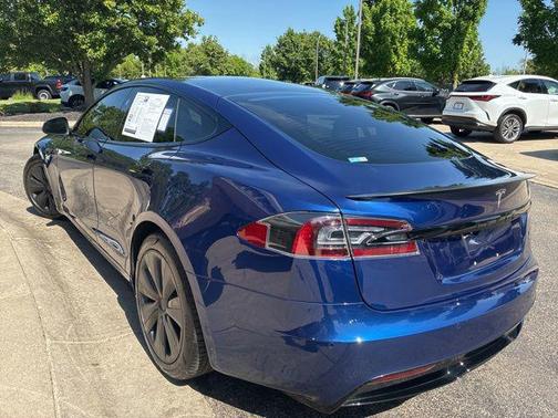 2022 Tesla Model S Plaid