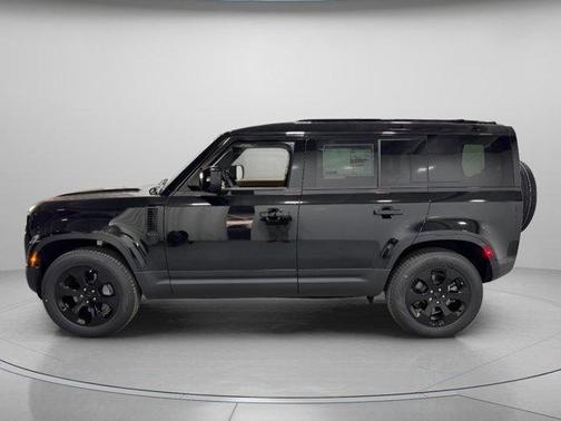 2026 Land Rover Defender 110 S