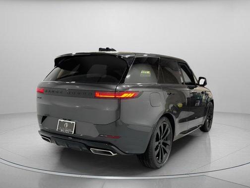 2026 Land Rover Range Rover Sport 5.0 Supercharged Dynamic