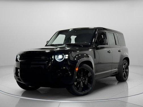 2026 Land Rover Defender P525 V8