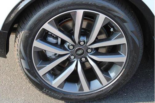 2024 Land Rover Discovery P360 Dynamic SE