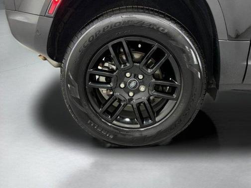 2023 Land Rover Defender 90 S