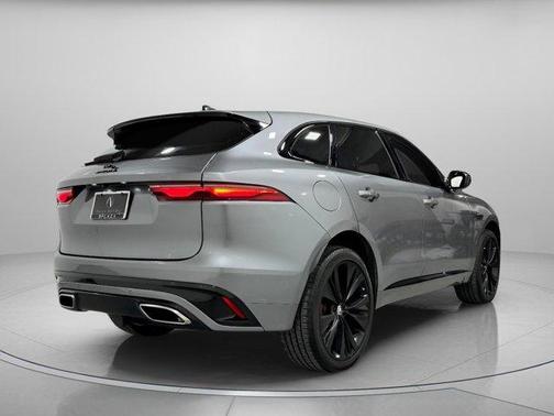 2024 Jaguar F-PACE P400 R-Dynamic S