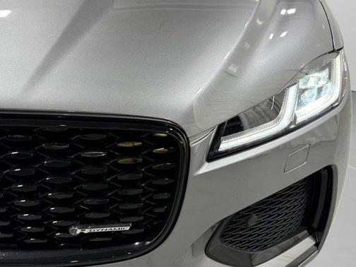 2024 Jaguar F-PACE P400 R-Dynamic S