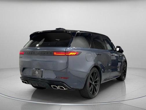2025 Land Rover Range Rover Sport P530 Autobiography