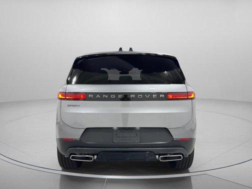 2025 Land Rover Range Rover Sport P360 SE
