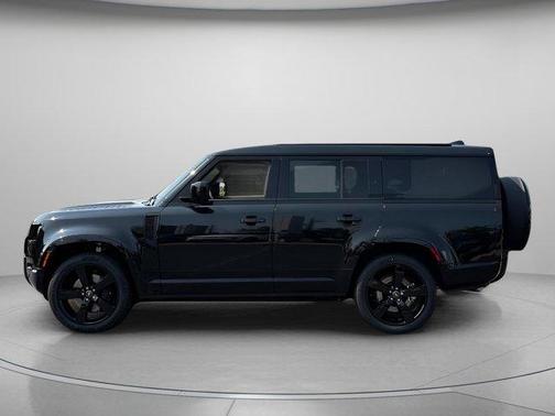 2025 Land Rover Defender P400 X-Dynamic SE