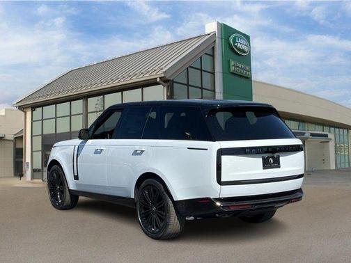 2025 Land Rover Range Rover P530 SE
