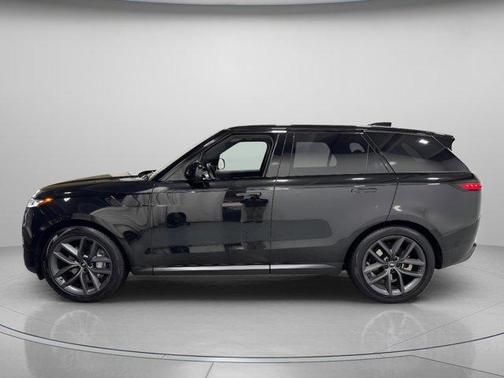 2024 Land Rover Range Rover Sport SE