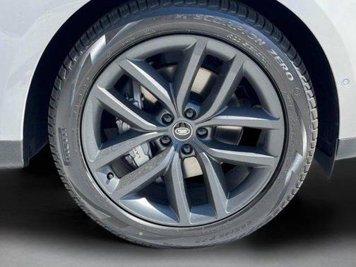 2025 Land Rover Range Rover Sport P360 SE