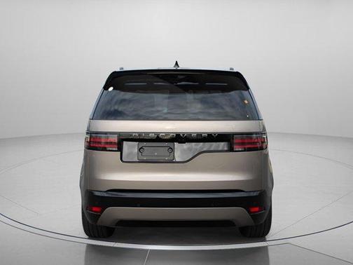 2025 Land Rover Discovery P360 Dynamic SE