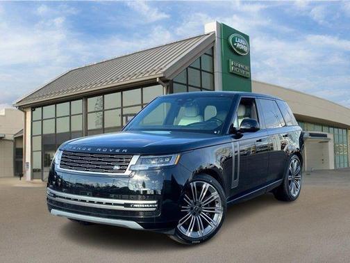2025 Land Rover Range Rover P530 SE