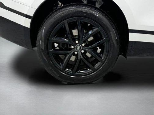 2026 Land Rover Range Rover Velar P250 Dynamic SE